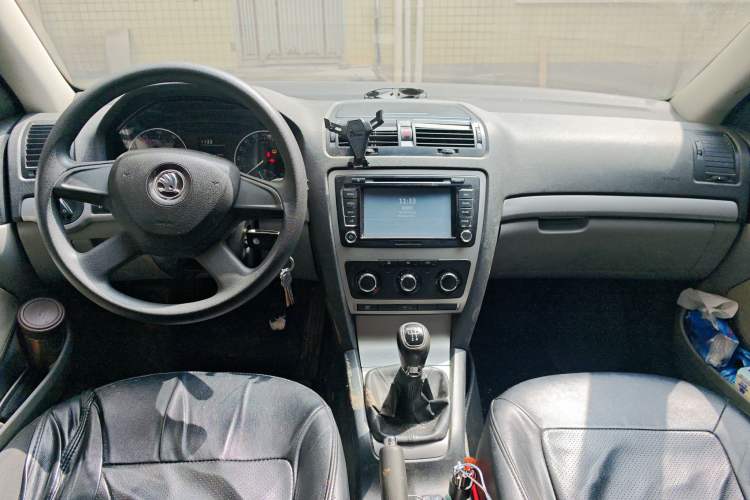 Used Skoda Octavia 2014 1.6L Manual Yijie Edition