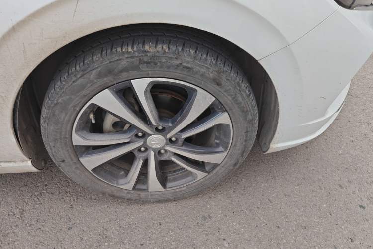 Used CHANGAN Eado 2020 PLUS Blue Whale NE 1.4T GDI DCT Flagship Model Right Front Wheel Hub