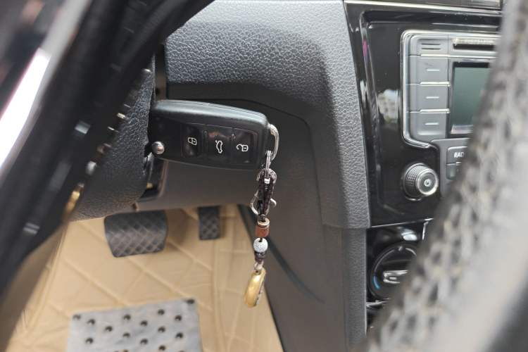 Used Volkswagen Bora 2016 1.6L Automatic Comfort Model Vehicle Key