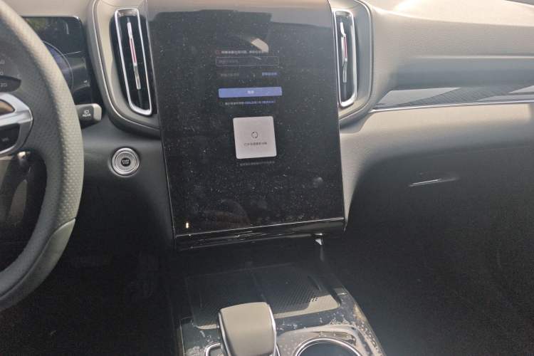 Used Hongqi HS3 PHEV 2025 Model 117km Jingwei Edition