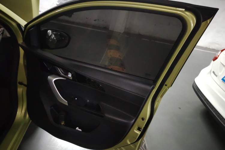 Used CHANGAN OSHAN Benni E-Star 2020 Heartbeat Edition NMC Lithium Interior 5