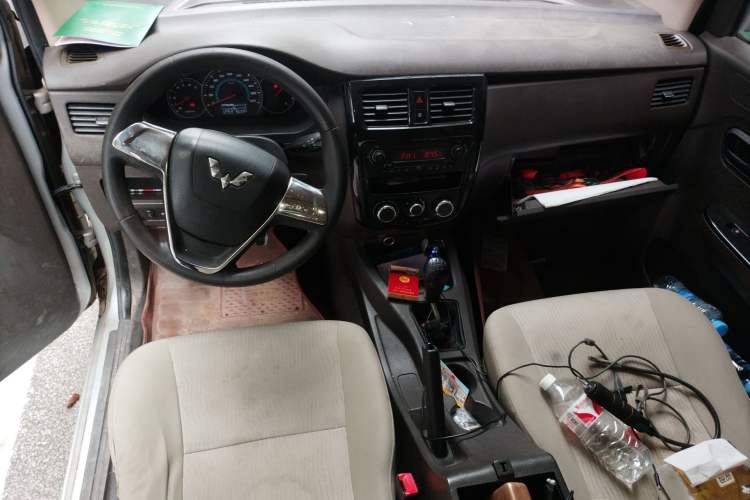 Used Wuling Rongguang V 2016 1.5L Standard Version Audio And AC Panel