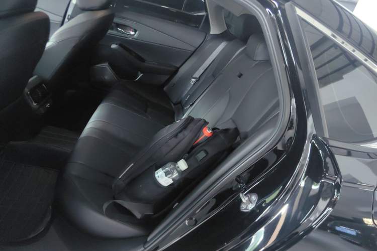 Used Honda Inspire 2023 260TURBO Deluxe Edition Left Rear Seat