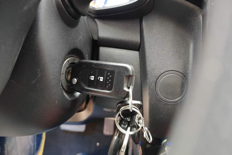 Used Honda Fit 2014 1.5L SE CVT Fashion Model