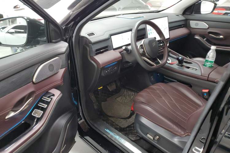 Used JETOUR X90 PRO 2024 2.0T DCT Prestige 7-Seater
