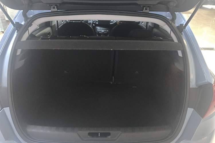 Used Peugeot 308S 2015 1.2T Automatic Shangchi Edition Trunk