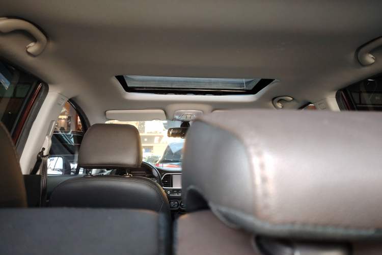 Used GAC Trumpchi GS4 New Energy 2017 1.5L PHEV Deluxe Edition Headliner