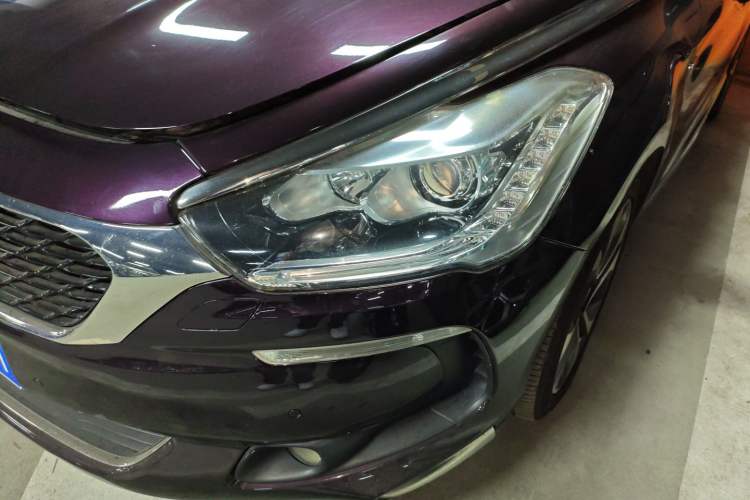 Used DS 5 2013 1.6T Prestige Edition THP200