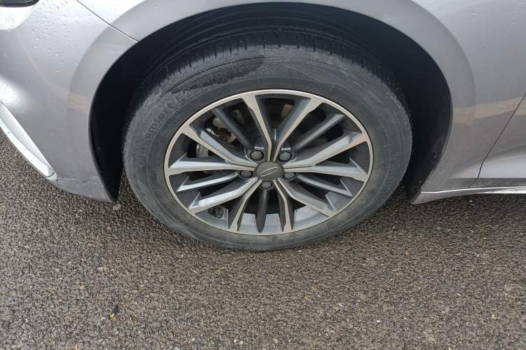 Used Geely Auto Preface 2021 2.0TD Luxury Version Left Front Wheel Hub