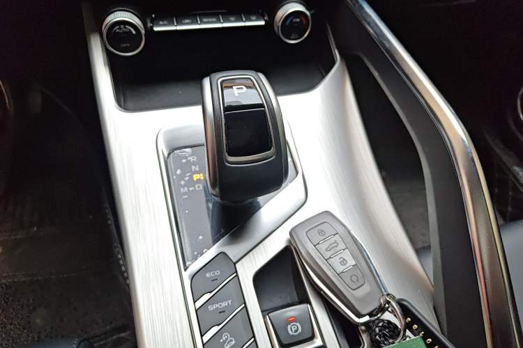 Used Geely Auto Coolray 2019 260T DCT Knight China VI Standard