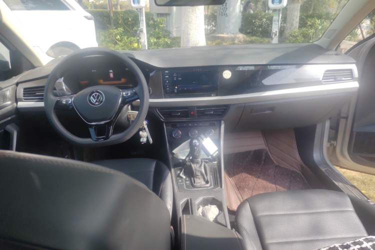 Used Volkswagen Lavida 2021 1.5L Automatic Comfort Edition
