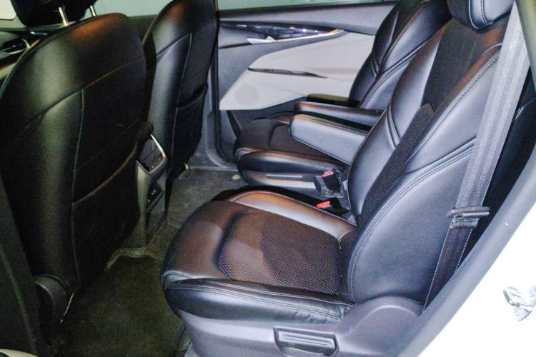 Used SAIC MAXUS EUNIQ 5 2020 Elite Edition 7 Seats
