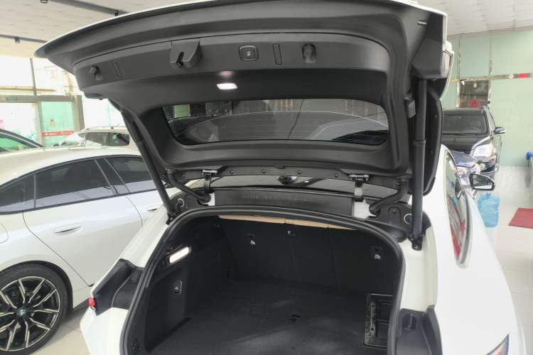 Used Nio ET5T 2024 75kWh Touring
