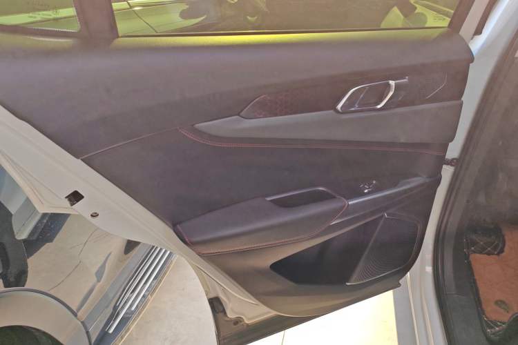 Used Lynk & Co 01 2019 2.0T Four-Wheel Drive Genie Pro Version China VI Standard
