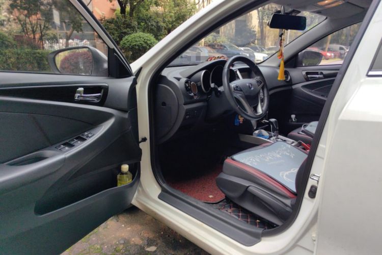 Used CHANGAN Eado 2015 1.6L Automatic Junku Model China V Standard