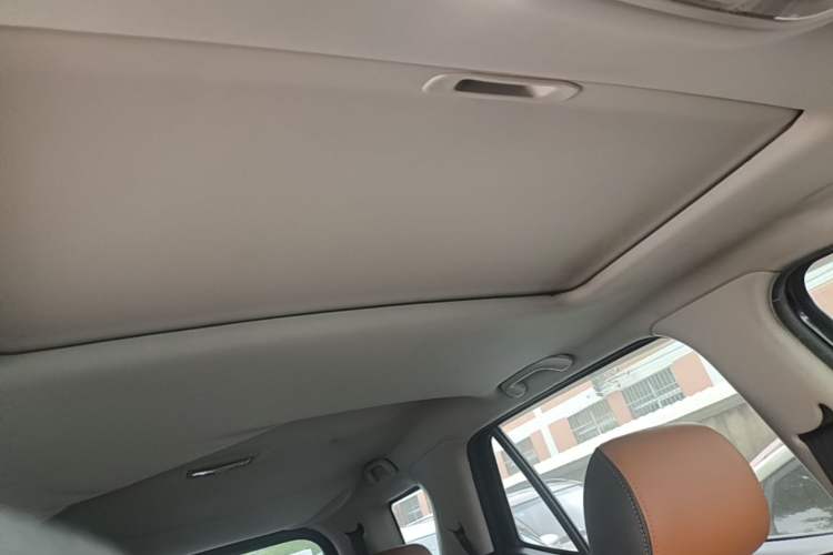 Used CHANGAN OSHAN CX70 2017 CX70T 1.5T Automatic Zunqing Edition
