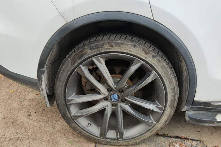 Used BYD Tang New Energy 2018 DM 2.0T All-Wheel Drive Smart Connect Advanced Model 7 Seats China V Emission Standard Right Rear Wheel Hub