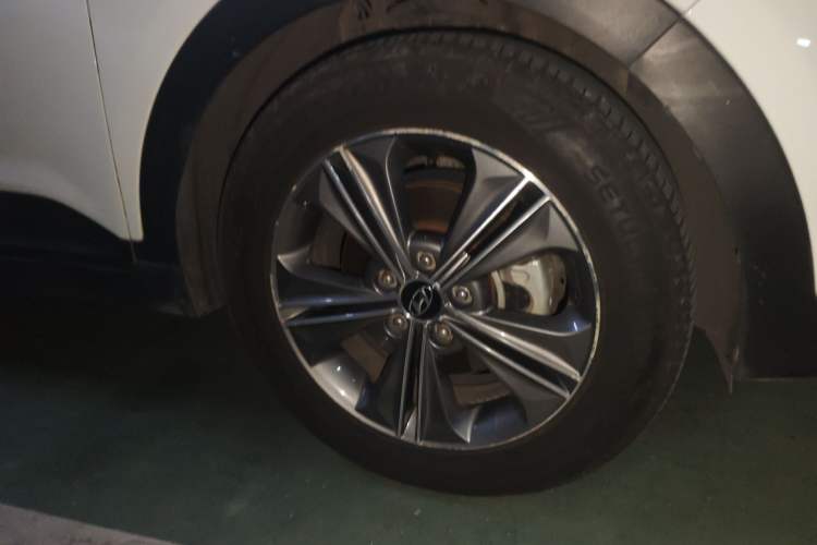 Used Hyundai ix25 2015 2.0L Automatic Two-Wheel Drive Intelligent GLS