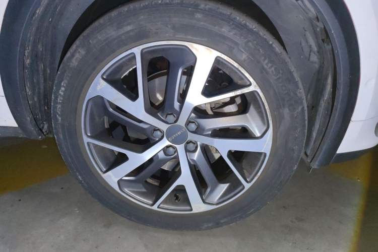 Used Lynk & Co 01 2019 2.0T Four-Wheel Drive Genie Pro Version China VI Standard
