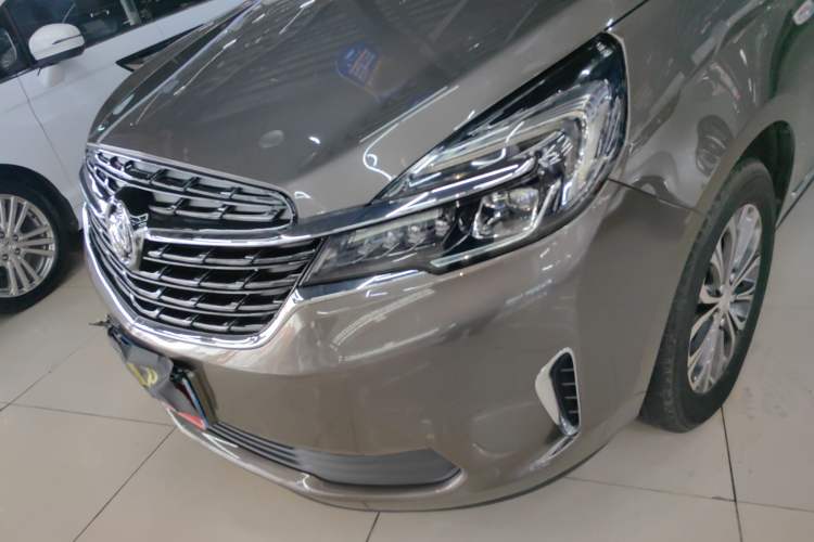 Used Buick GL8 2022 Land Business Class 652T Luxury Model
