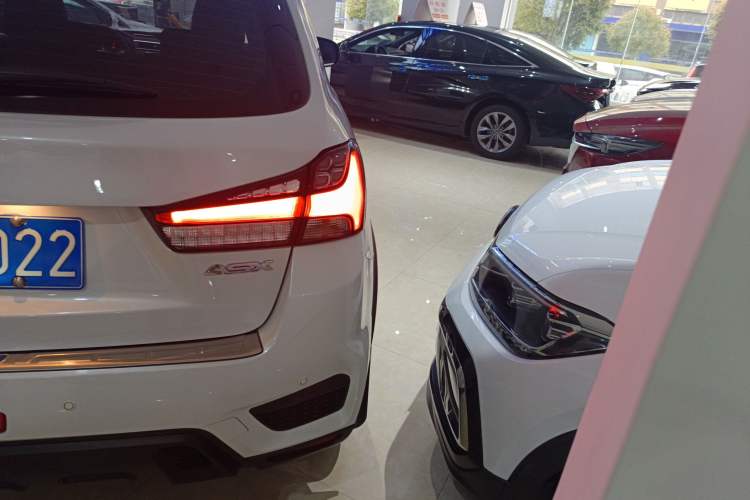 Used Mitsubishi ASX 2020 2.0L CVT Smart Edition
