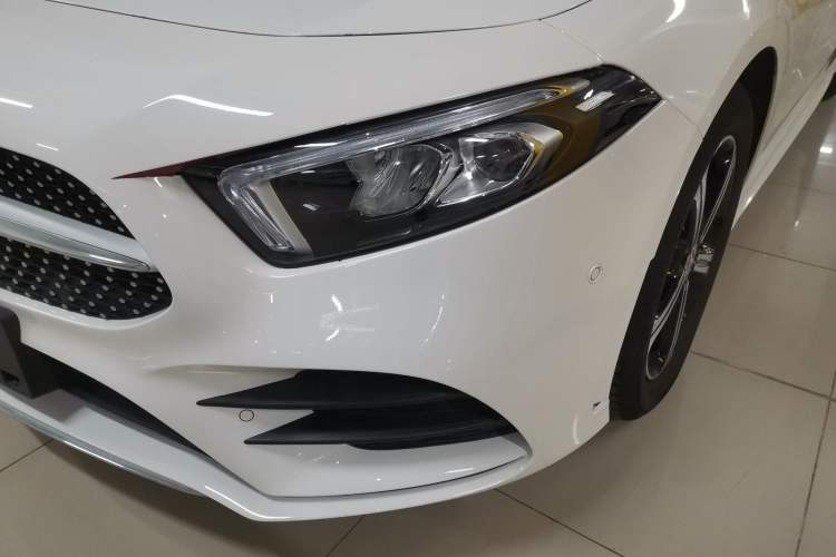 Used Mercedes-Benz A-Class 2022 Revised Version A 200 L Sport Sedan Fashionable Style

