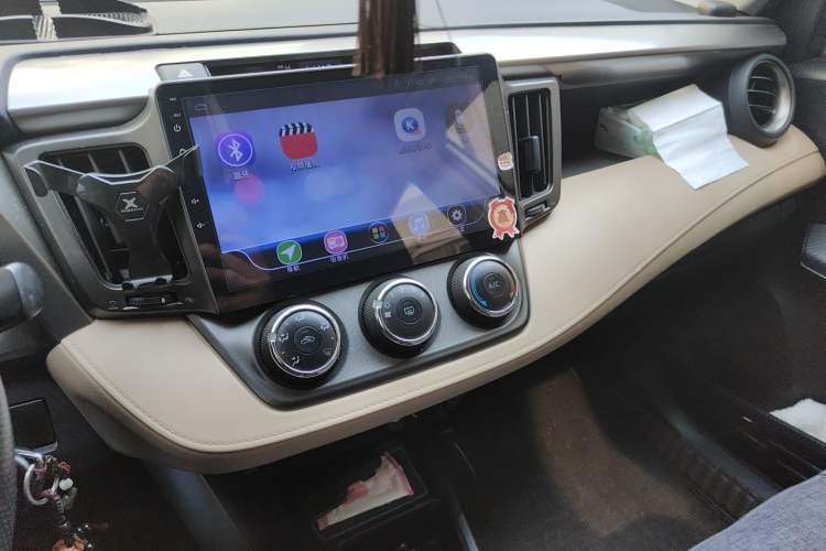 Used Toyota RAV4 2013 2.0L CVT Two-Wheel Drive Urban Edition
