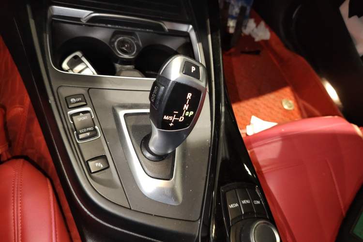 Used BMW 2 Series 2019 225i Convertible Coupe Sports Design Package
