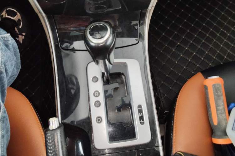 Used Mazda 6 2012 2.0L Automatic Fashion Edition Gear Lever