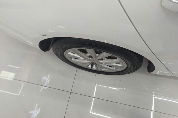 Used Roewe i5 2020 1.5L Manual 4G Connect Luxury Edition