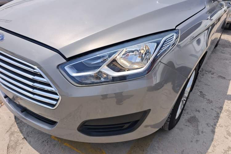 Used Ford Escort 2017 Revised Version 1.5L Manual Comfort Edition