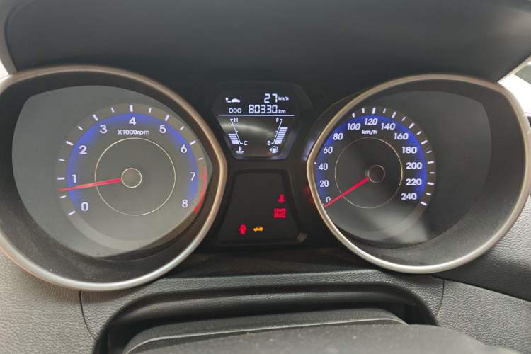 Used Hyundai Elantra (5th Generation / Langdong) 2012 1.6L Manual Fashion Edition
