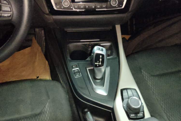 Used BMW 1 Series 2015 120i Leading Model