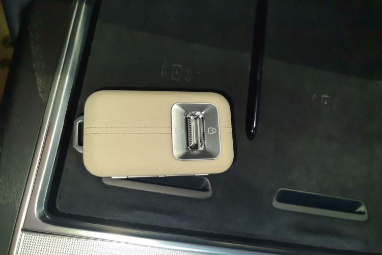 Used Zeekr 9X 2025 Hyper Edition
