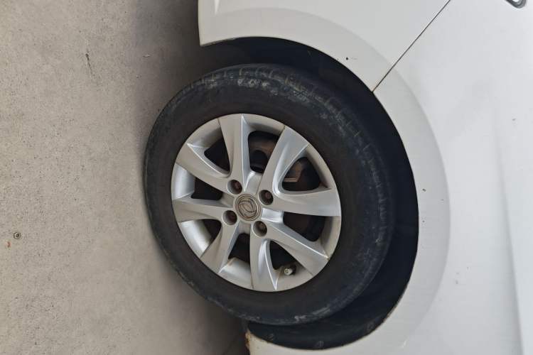 Used Dongfeng Aeolus A30 2014 1.5L Manual Smart-Drive Luxury Edition