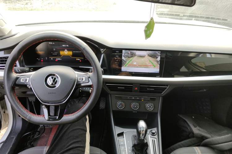 Used Volkswagen Lavida 2022 280TSI DSG Comfort Edition Center Console