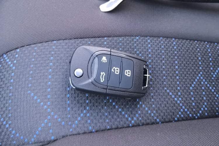 Used Baojun 310 2016 1.2L manual Comfort trim level
