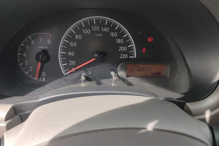 Used Nissan Sunny 2015 1.5XE Manual Comfort Edition