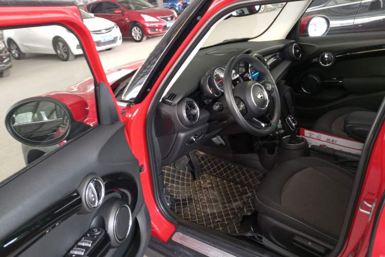 Used MINI 2019 1.5T ONE PLUS Five-Door Edition