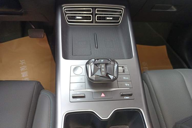 Used BYD Song Pro New Energy 2025 Second-Generation Intelligent Driving Version DM-i 115KM Superior Trim Gear Lever