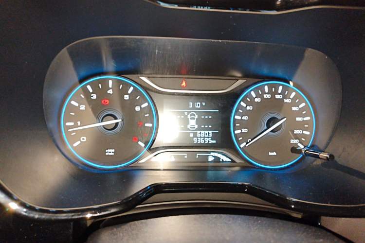 Used GAC Trumpchi GS4 2018 235T Automatic Two-Wheel Drive Luxury Smart Connectivity Version Instrument Cluster