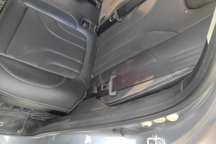 Used Changan CS85 COUPE 2019 1.5T DCT Dynamic Version China VI Standard