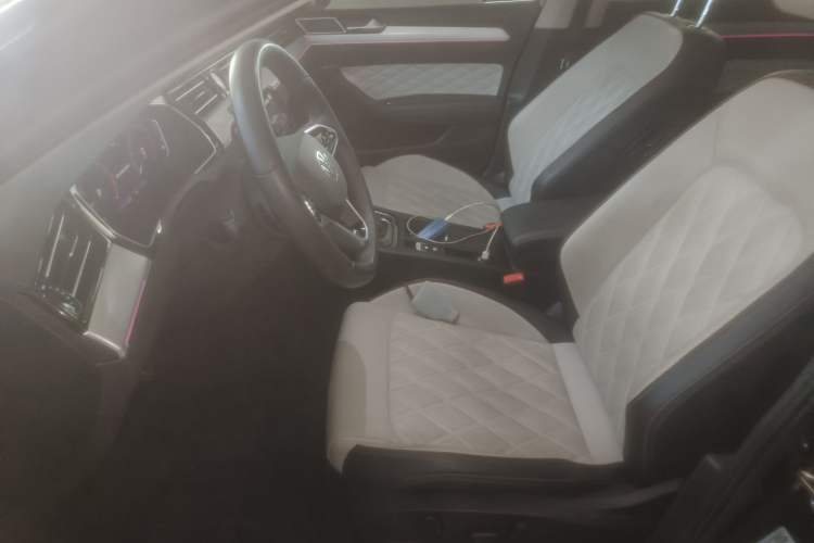 Used Volkswagen Magotan 2023 2 Million Units Commemorative Edition 330TSI DSG Luxury Version