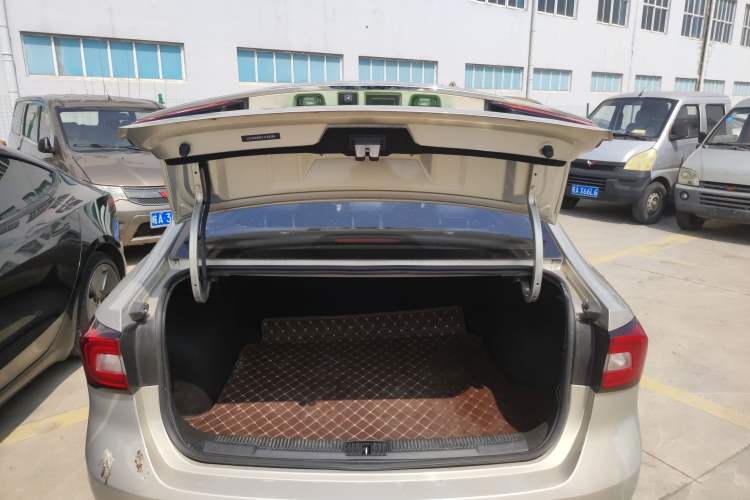 Used Roewe i5 2019 1.5L Automatic 4G Connected Langhao Edition
