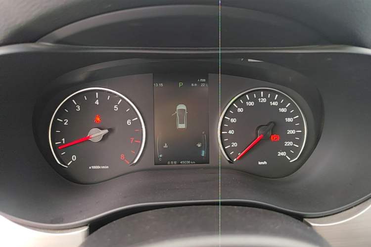 Used BYD Song MAX 2021 Upgraded Model 1.5T Automatic Luxury 6-Seater Instrument Cluster