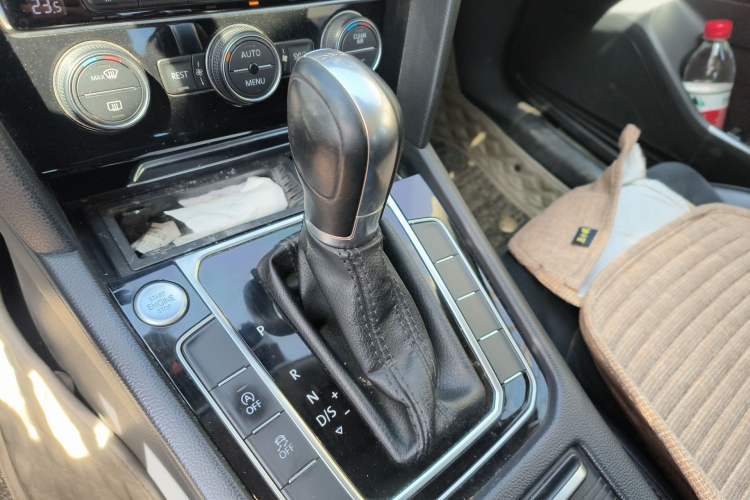 Used Volkswagen Magotan 2018 330TSI DSG Luxury Model
