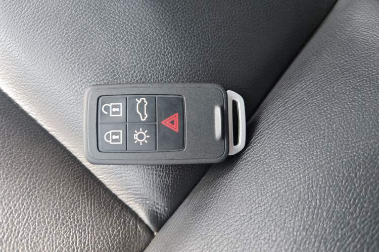 Used Volvo V40 2018 T3 Zhiya Edition Vehicle Key