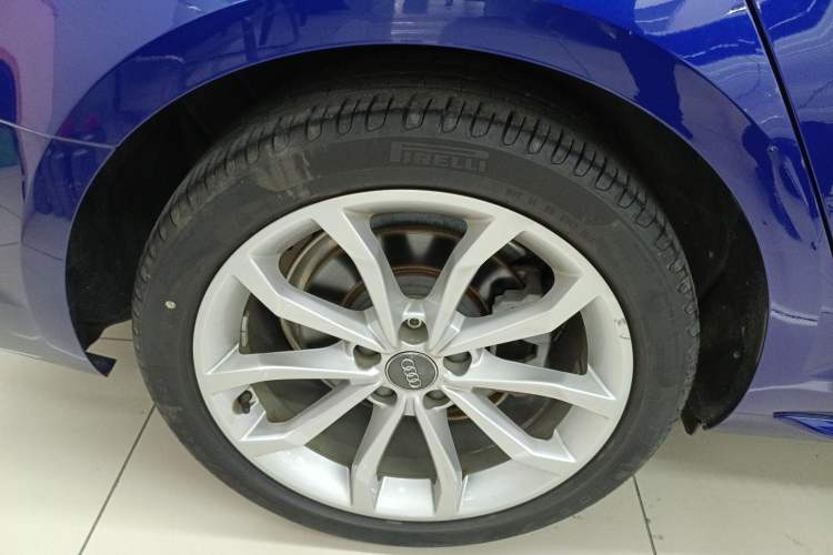 Used Audi A4L 2019 40 TFSI Fashion Edition China VI Emission Standard
