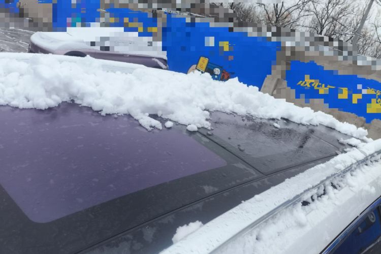 Used Ford Edge 2015 2.0T GTDi Two-Wheel-Drive High-Line Version
