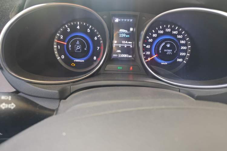 Used Hyundai Santa Fe 2013 2.0T Automatic All-Wheel Drive Top Trim